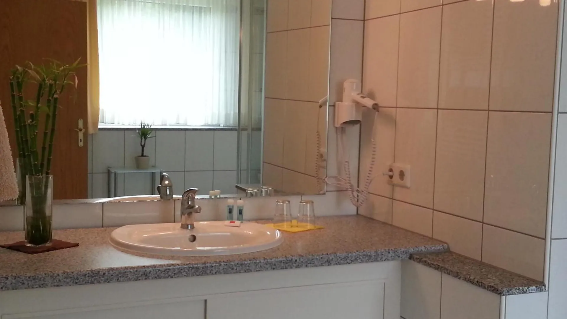 Apartmenthaus Sonnen Düsseldorf Aparthotel